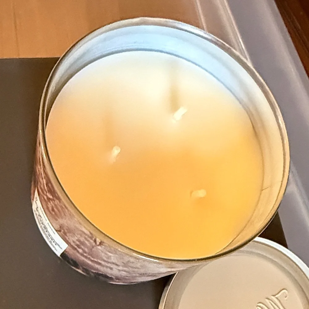 White Barn Pink Lavendar & Espresso Scented Candle - Picture 3 of 3